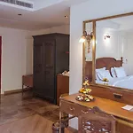 Ξενοδοχείο Casa Margot - Adults Only 3*